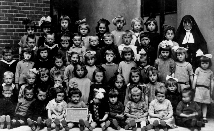 1926_Frobelschool-Eef_Perk-Sengers.jpg